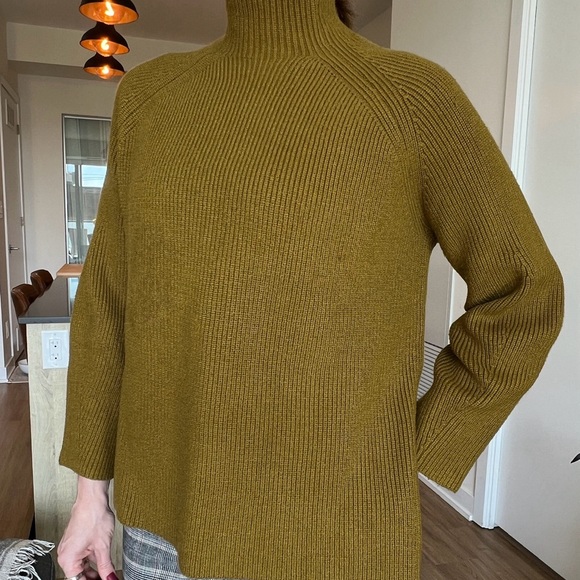 Zara Rib MocNeck Green Sweater Sz: S - Picture 3 of 9